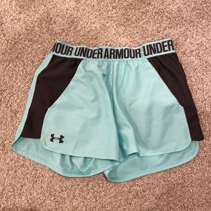Underarmour shorts